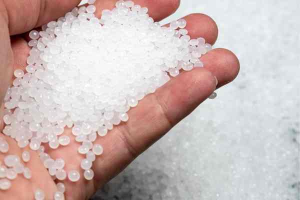 Início polietileno graos novare brasil resinas